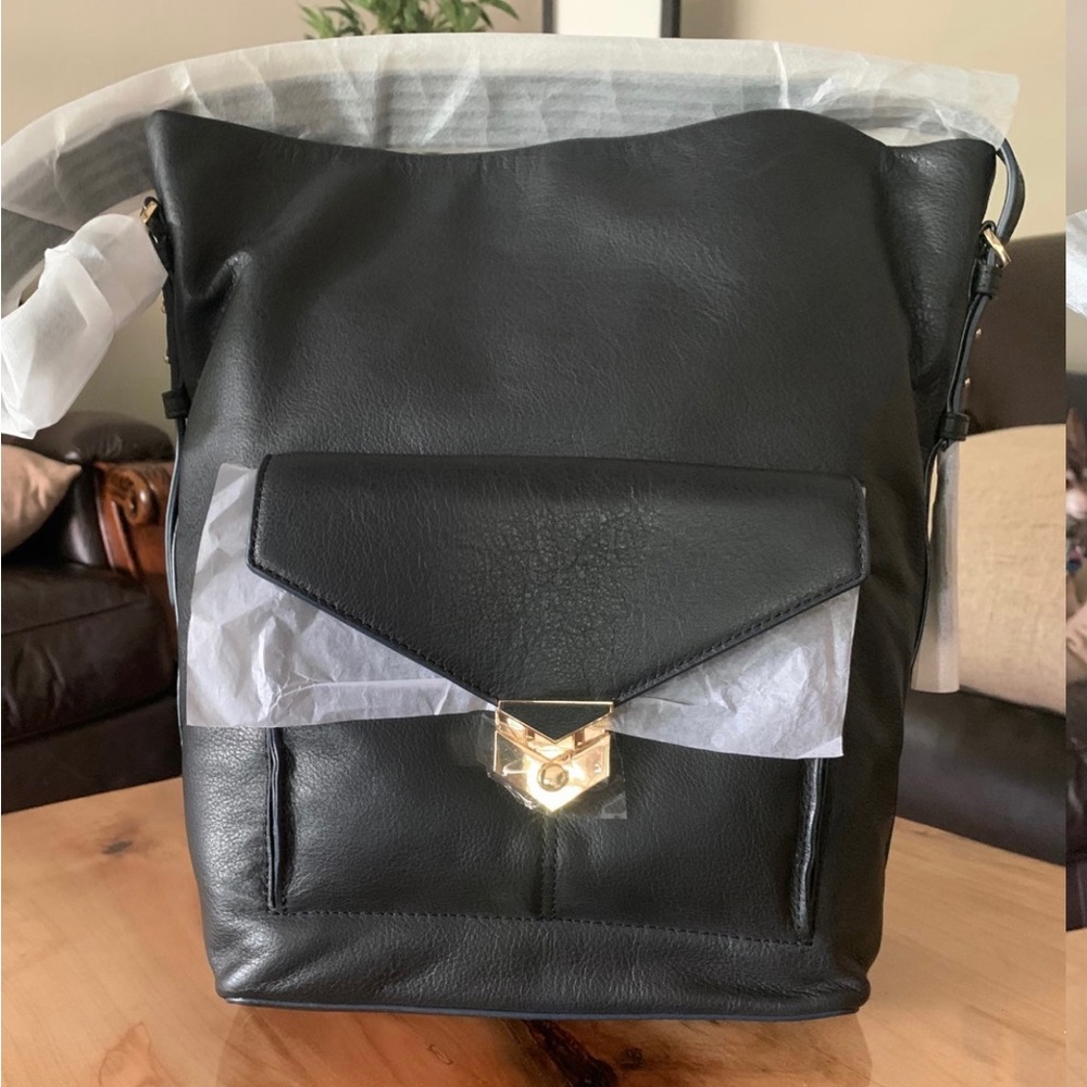 Stella & Dot Covet Genuine Leather Bucket Bag